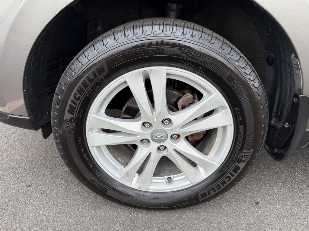 Hyundai Santa Fe SE 3.5 FWD 2011 Hyundai Santa Fe SE 3.5 FWD 2011