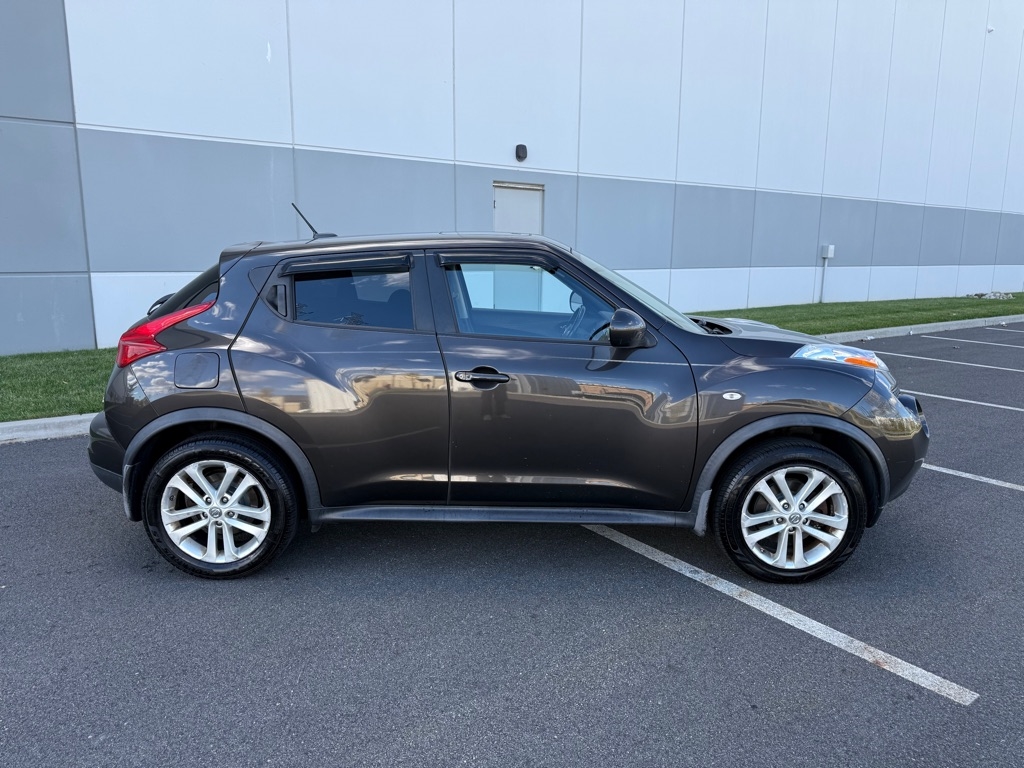 Nissan Juke SV AWD 2013 Nissan Juke SV AWD 2013