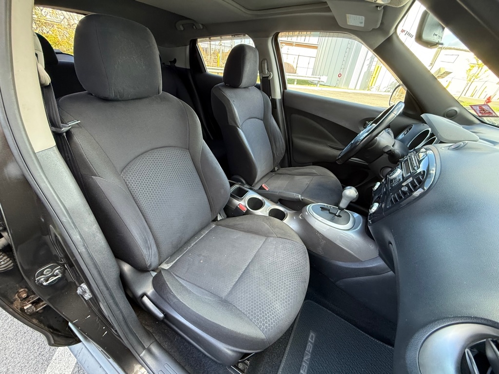 Nissan Juke SV AWD 2013 Nissan Juke SV AWD 2013