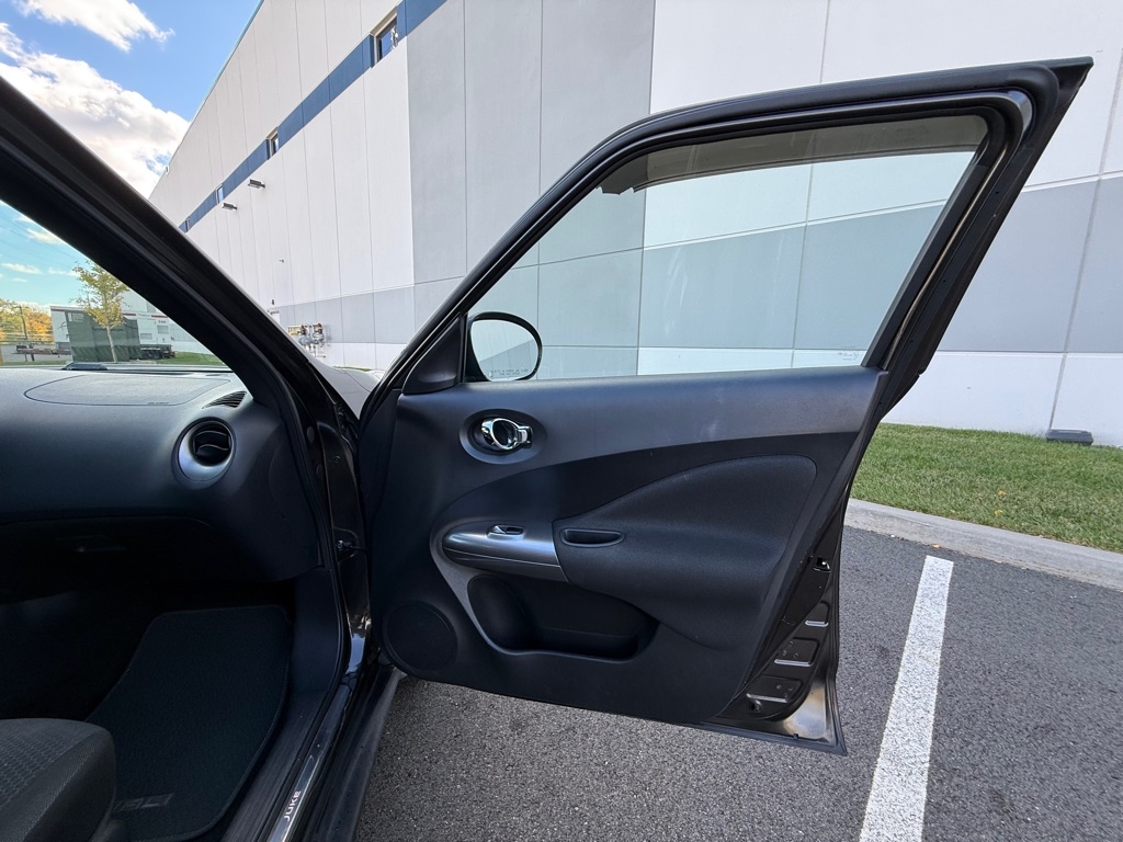 Nissan Juke SV AWD 2013 Nissan Juke SV AWD 2013