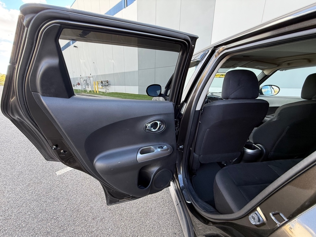 Nissan Juke SV AWD 2013 Nissan Juke SV AWD 2013