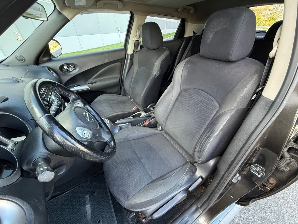 Nissan Juke SV AWD 2013 Nissan Juke SV AWD 2013