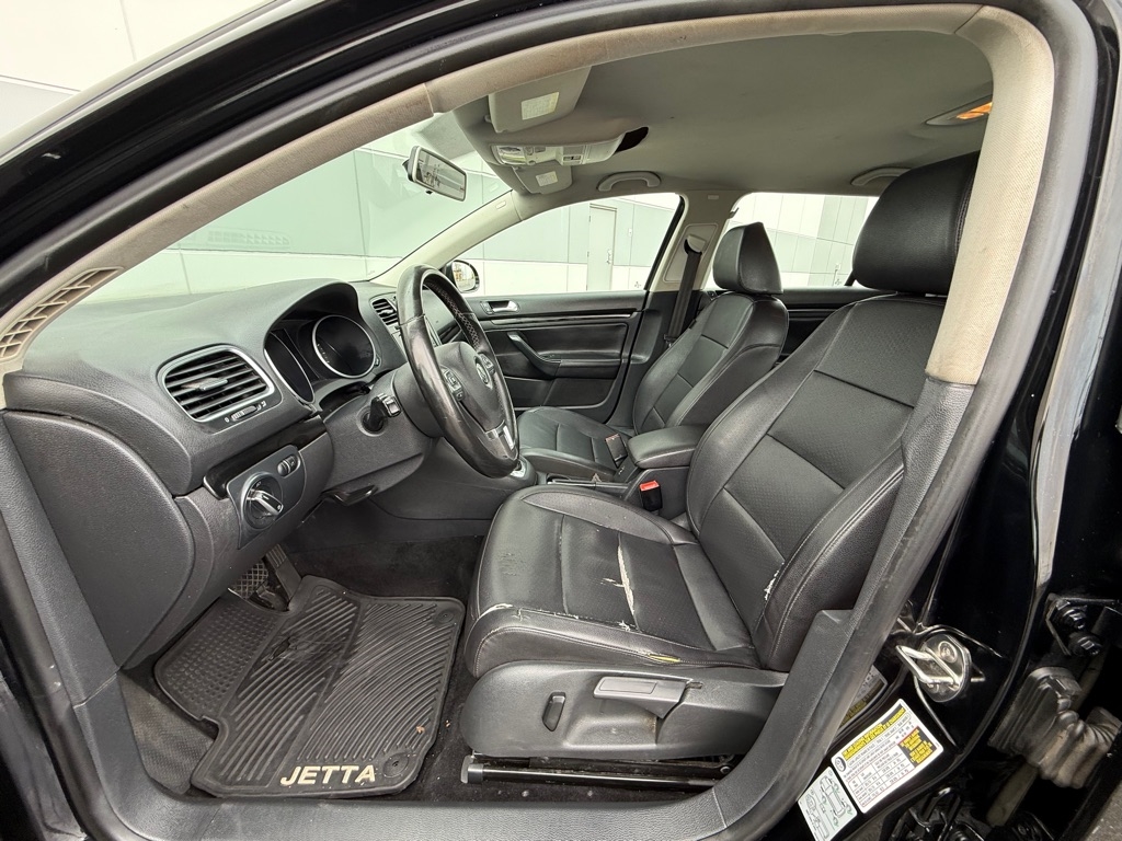 Volkswagen Jetta SportWagen 2.5L SE PZEV 2012 Volkswagen Jetta SportWagen 2.5L SE PZEV 2012