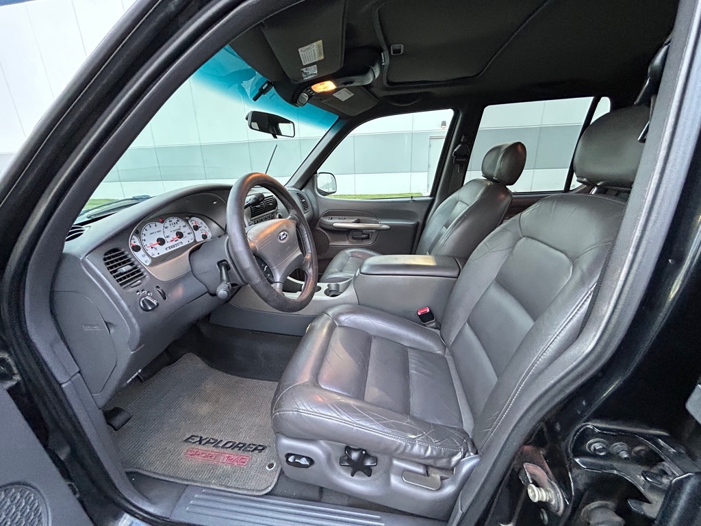 Ford Explorer Sport Trac  2002 Ford Explorer Sport Trac  2002