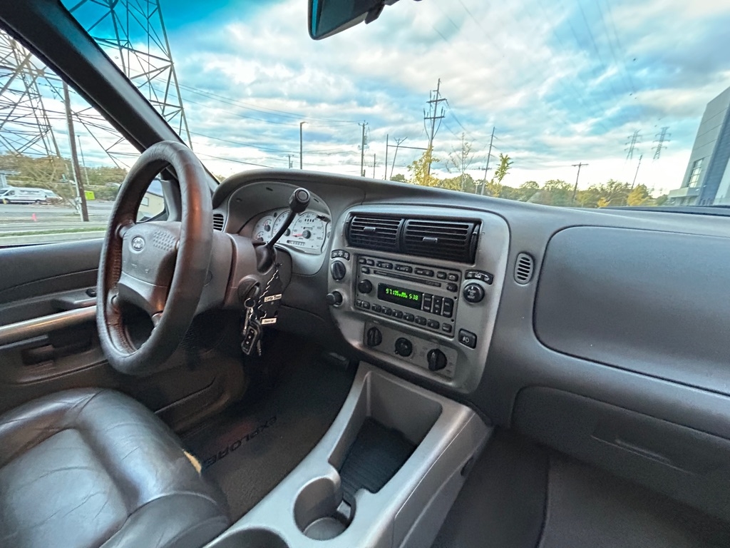 Ford Explorer Sport Trac  2002 Ford Explorer Sport Trac  2002