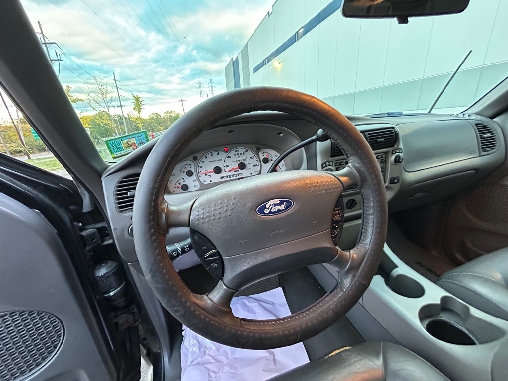 Ford Explorer Sport Trac  2002 Ford Explorer Sport Trac  2002