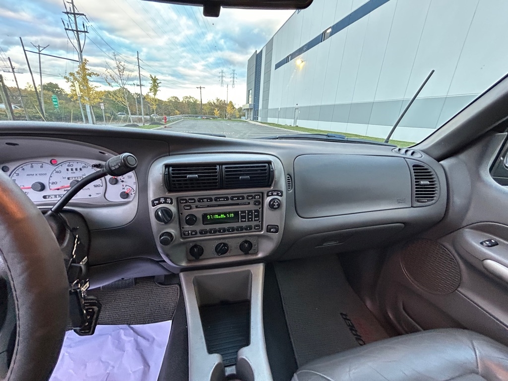 Ford Explorer Sport Trac  2002 Ford Explorer Sport Trac  2002