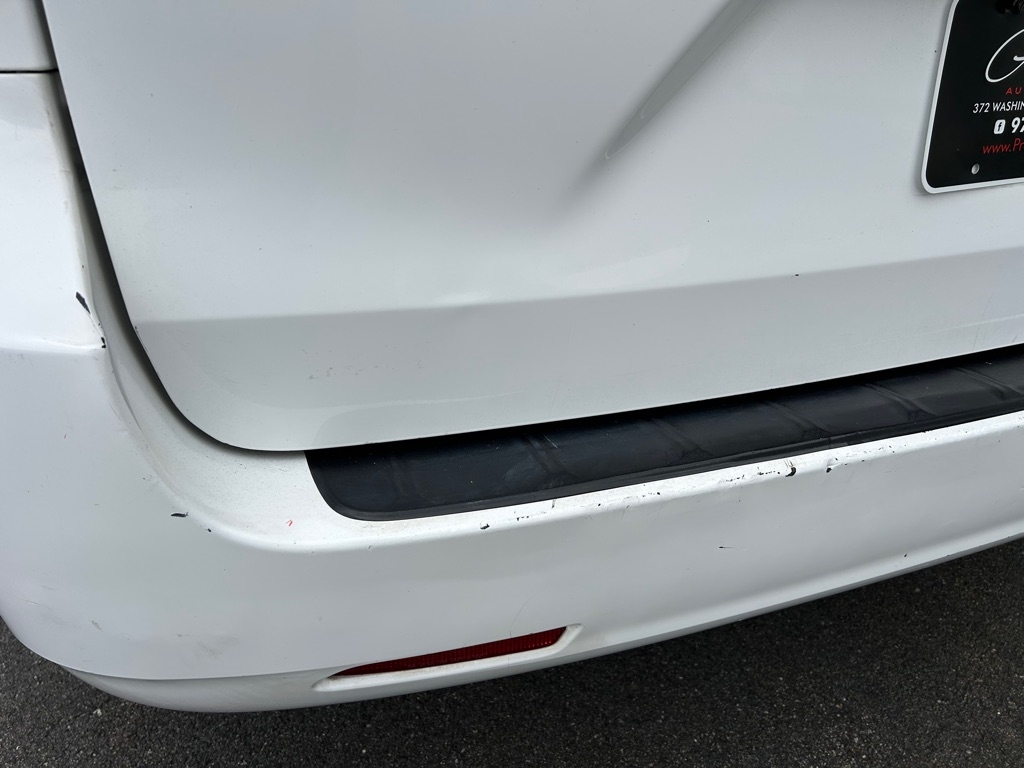 Toyota Sienna LE FWD 8-Passenger V6 2015 Toyota Sienna LE FWD 8-Passenger V6 2015