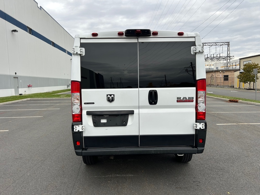 2022 Ram ProMaster 1500 Cargo Van photo 3