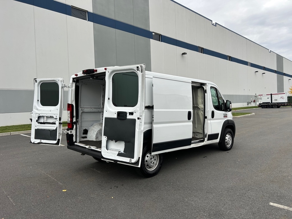 2022 Ram ProMaster 1500 Cargo Van photo 4