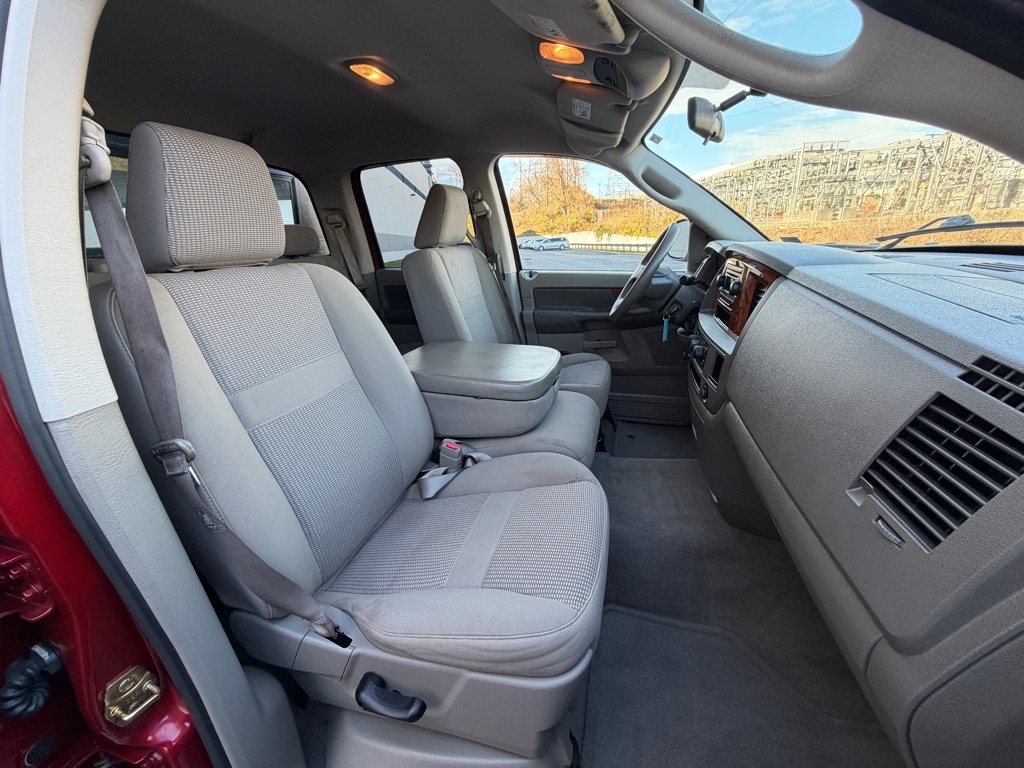 Dodge Ram 1500 SLT Quad Cab 2WD 2006