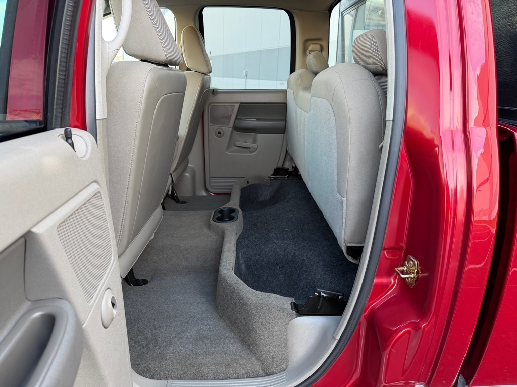 Dodge Ram 1500 SLT Quad Cab 2WD 2006