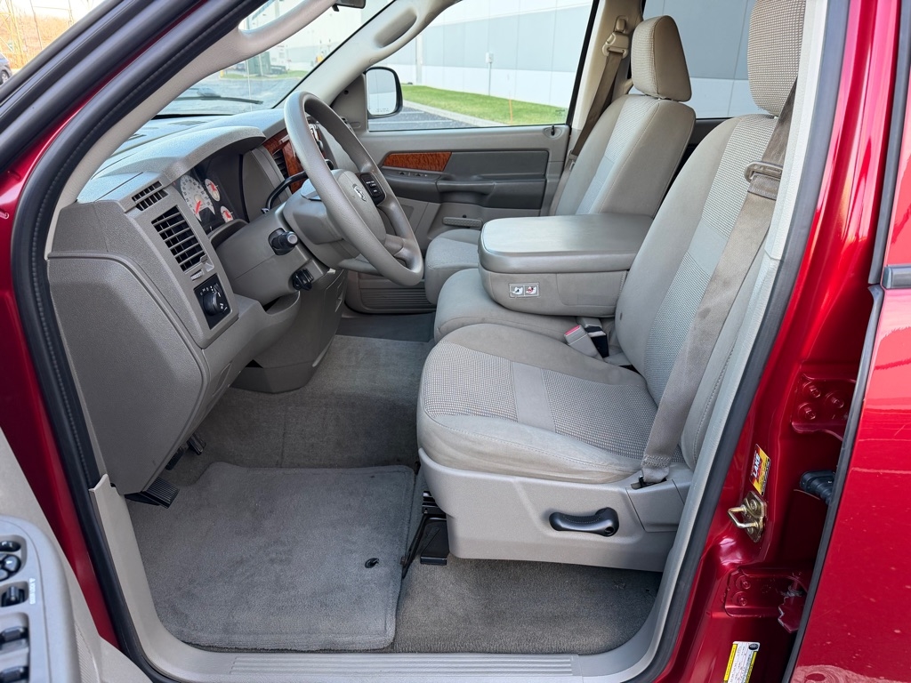 Dodge Ram 1500 SLT Quad Cab 2WD 2006