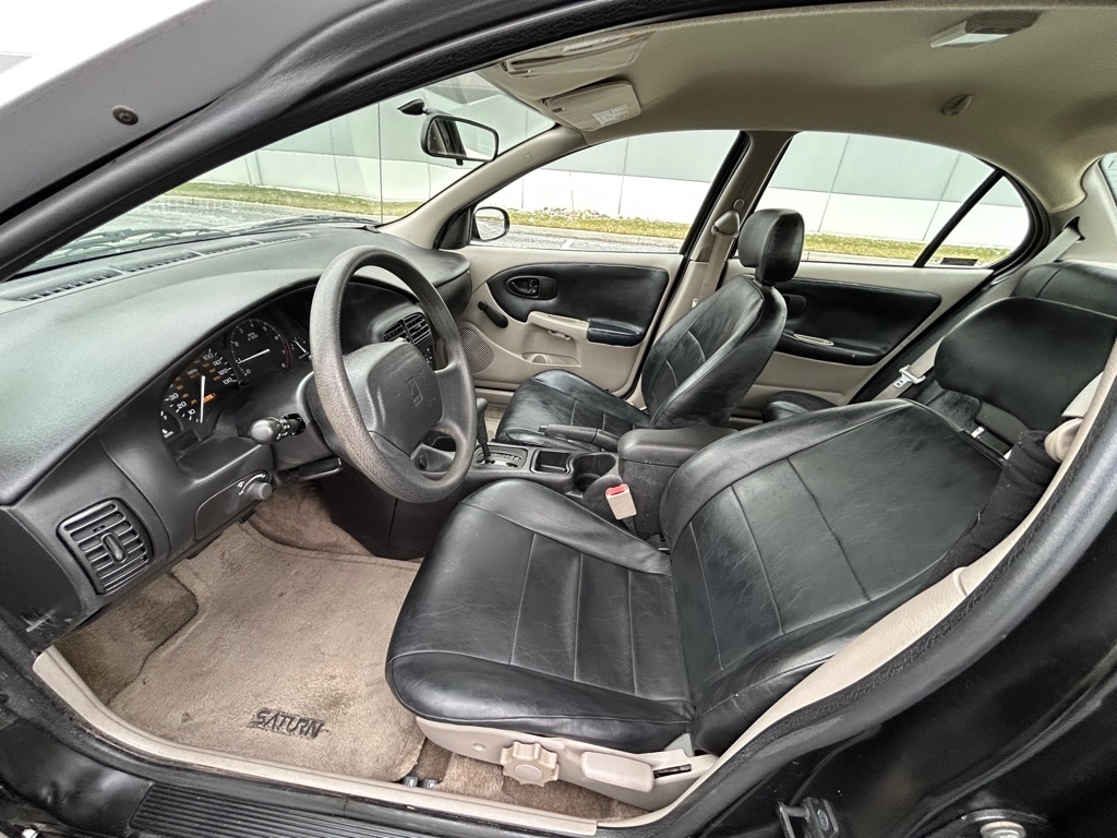 Saturn SL  2002