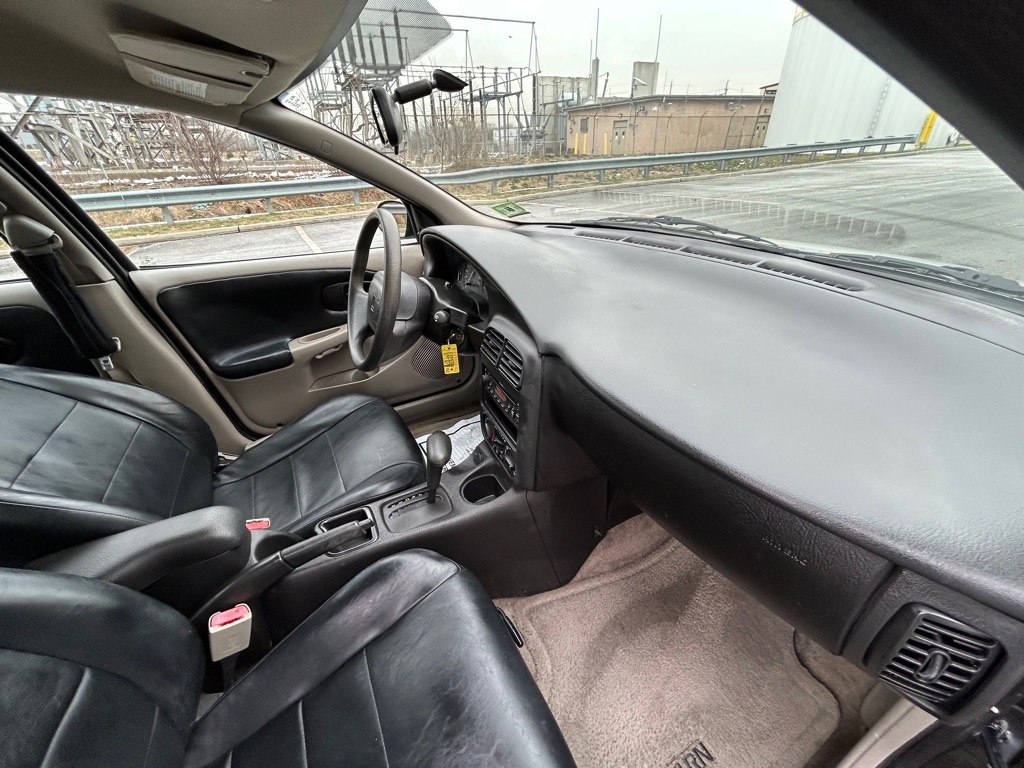 Saturn SL  2002