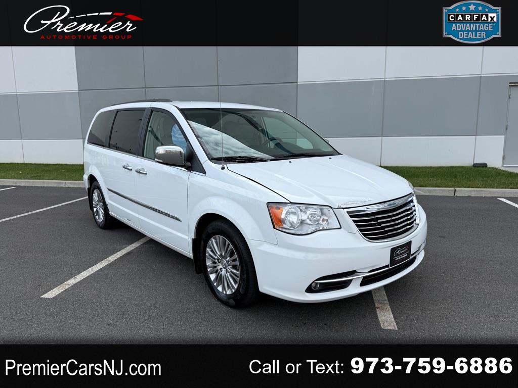 2015 Chrysler Town & Country Touring-L