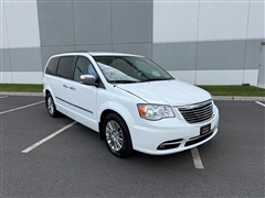 2015 Chrysler Town & Country 