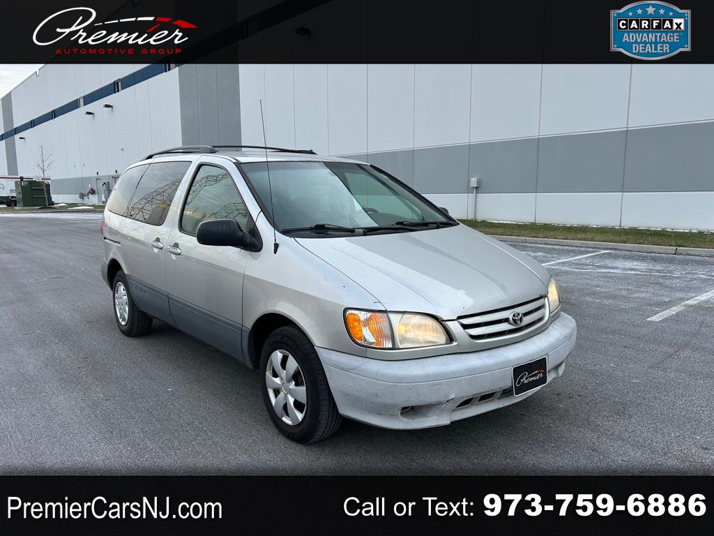 2002 Toyota Sienna LE