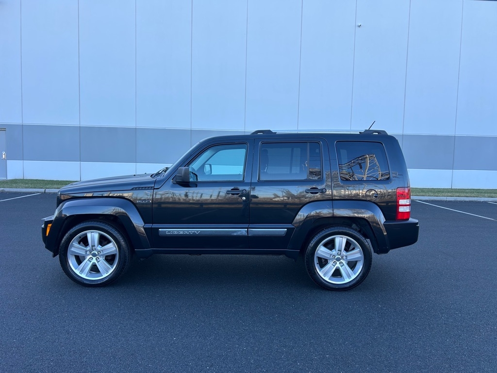 Jeep Liberty  2012