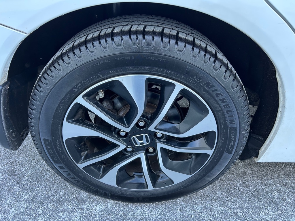 Honda Civic EX-L Sedan AT with Navigation 2013