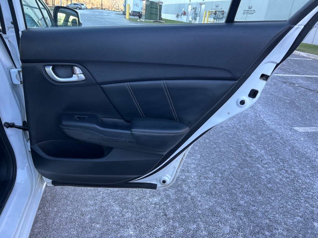 Honda Civic EX-L Sedan AT with Navigation 2013