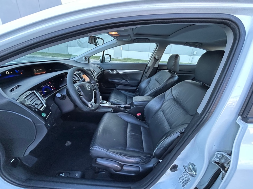 Honda Civic EX-L Sedan AT with Navigation 2013