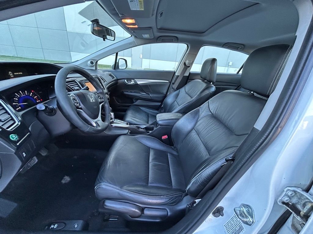 Honda Civic EX-L Sedan AT with Navigation 2013