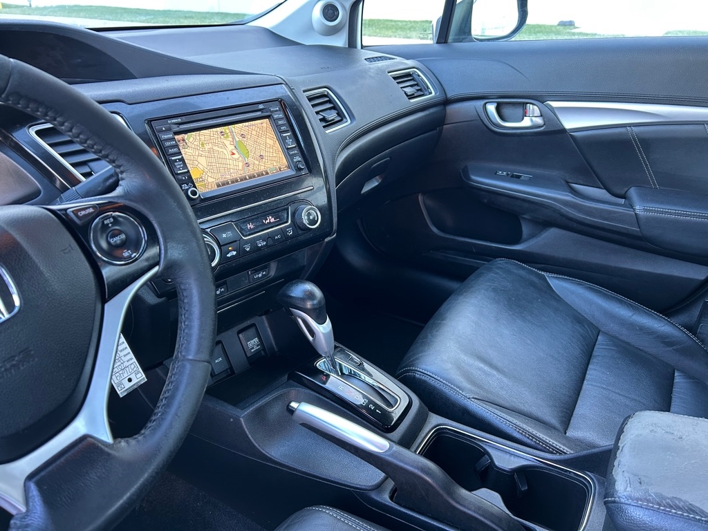 Honda Civic EX-L Sedan AT with Navigation 2013