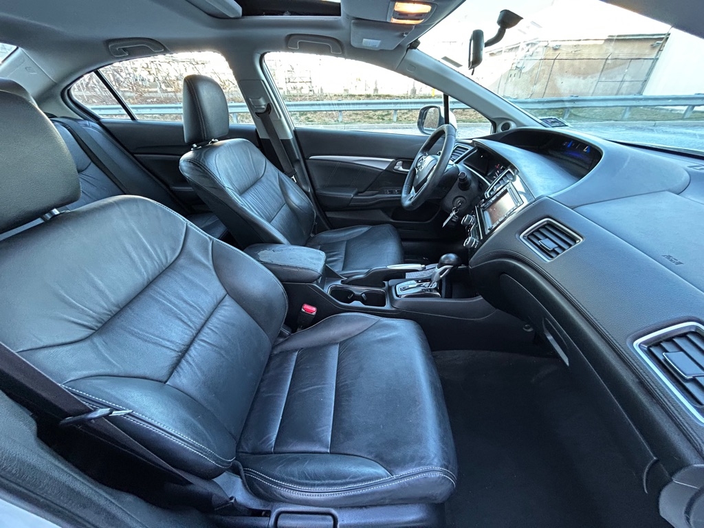 Honda Civic EX-L Sedan AT with Navigation 2013