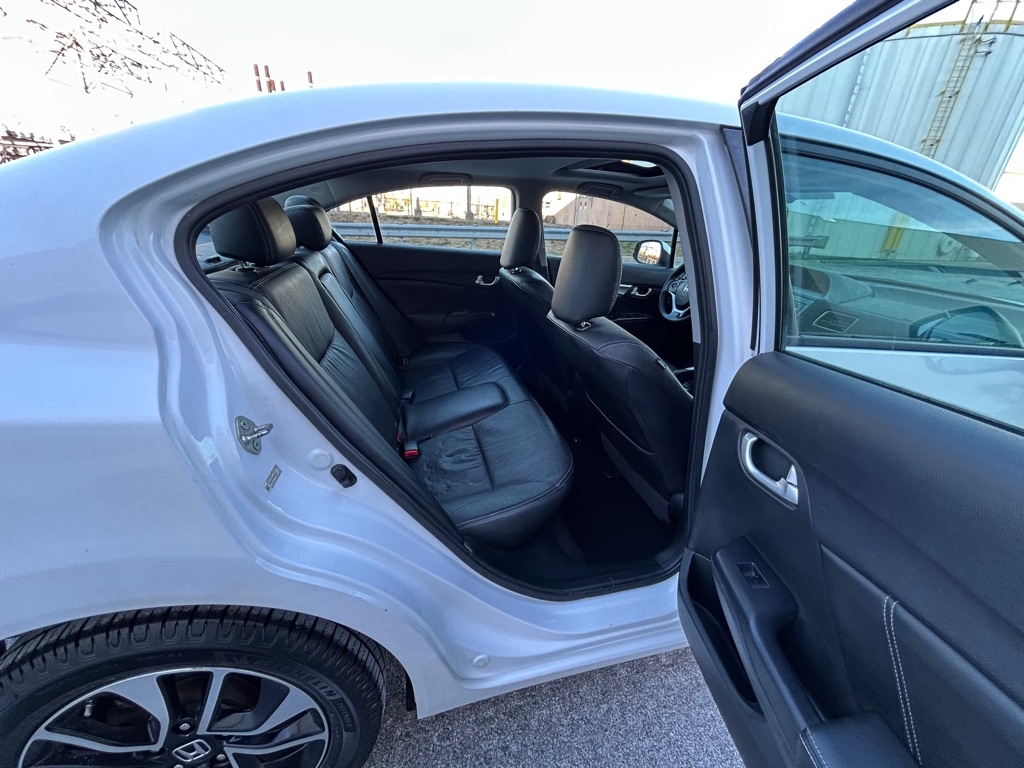 Honda Civic EX-L Sedan AT with Navigation 2013