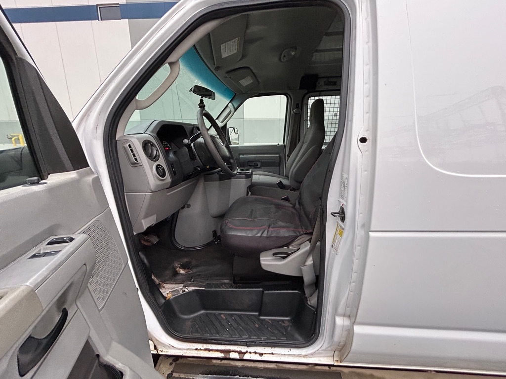 Ford Econoline  2012