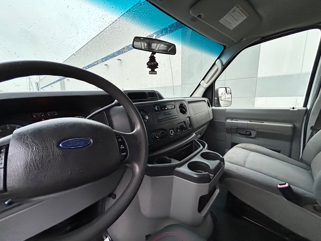 Ford Econoline  2012