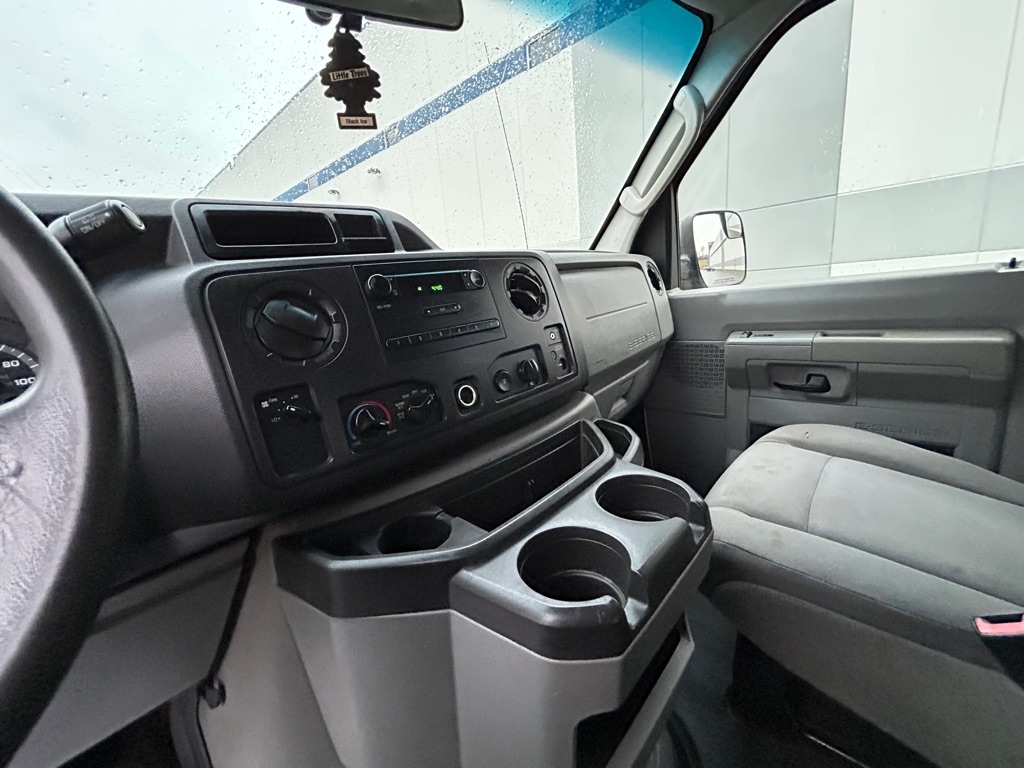 Ford Econoline  2012