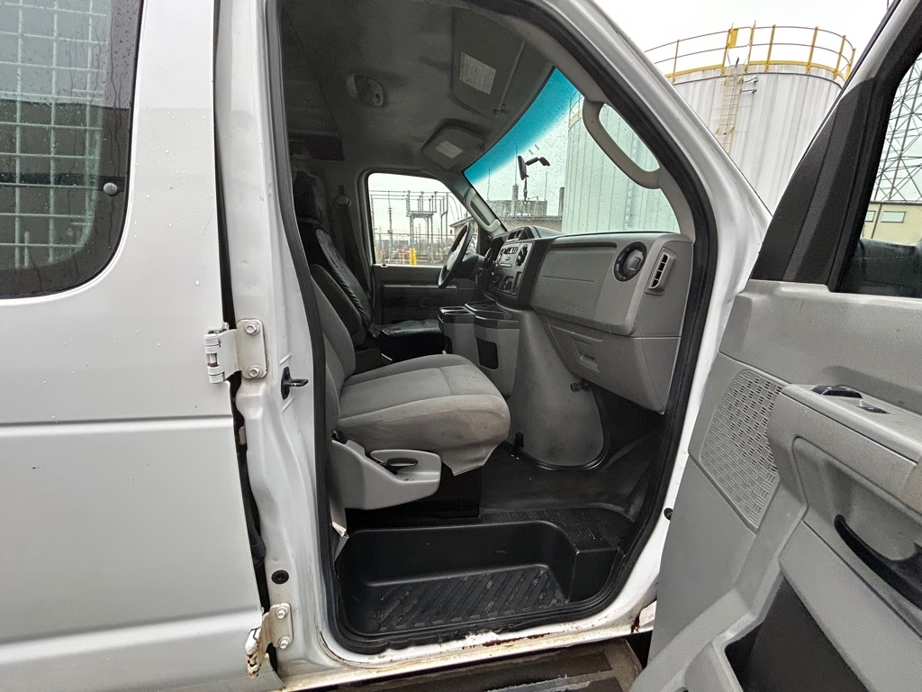 Ford Econoline  2012