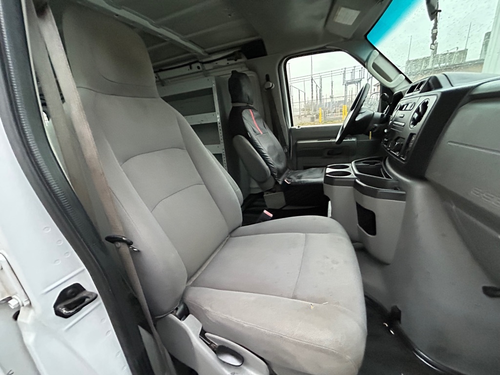 Ford Econoline  2012