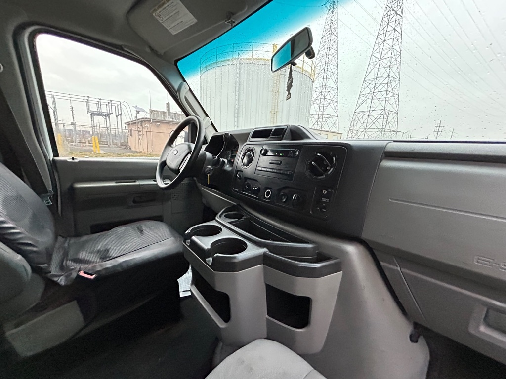 Ford Econoline  2012