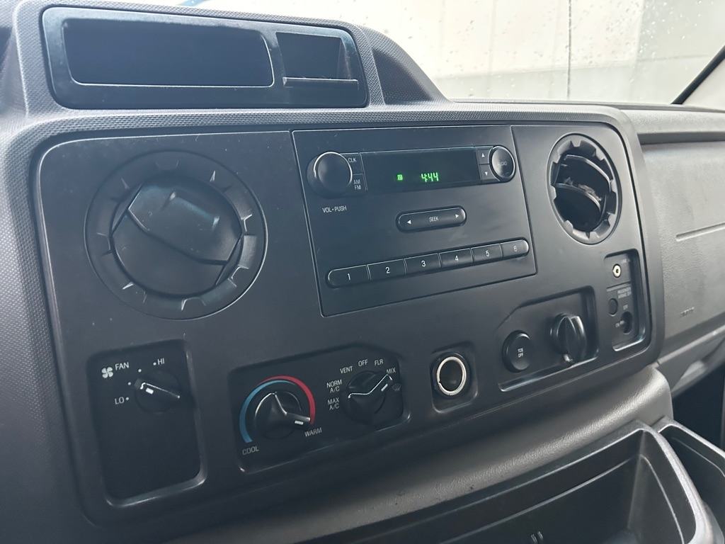 Ford Econoline  2012