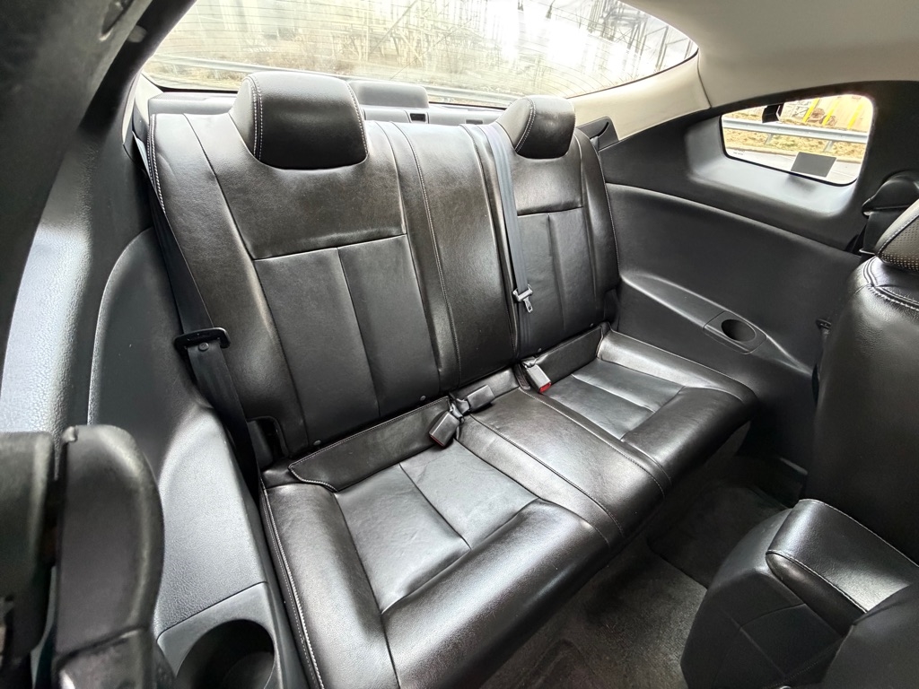 Nissan Altima 2.5 S CVT Coupe 2011