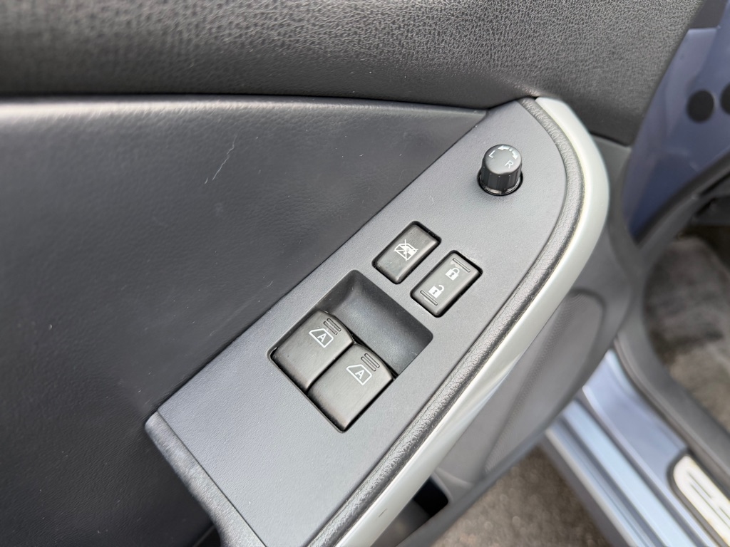 Nissan Altima 2.5 S CVT Coupe 2011