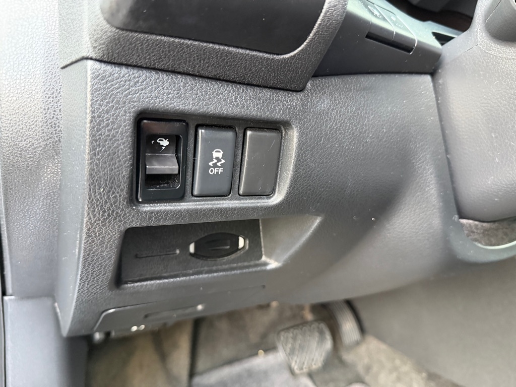 Nissan Altima 2.5 S CVT Coupe 2011