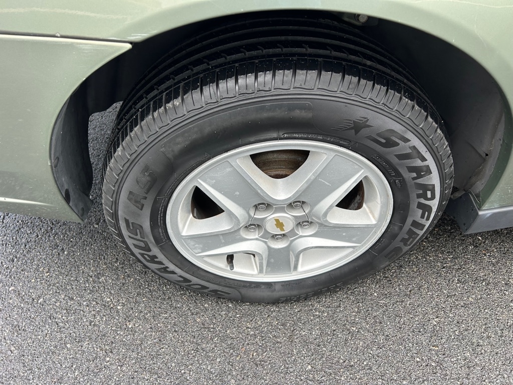 Chevrolet Malibu  2005