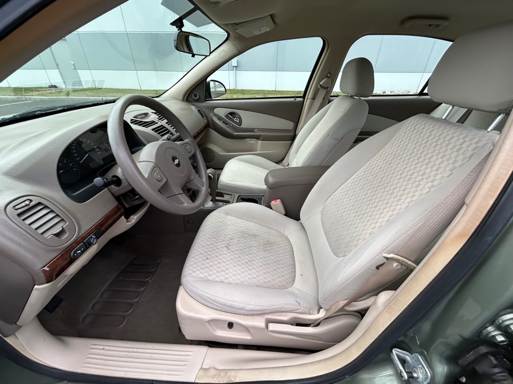 Chevrolet Malibu  2005