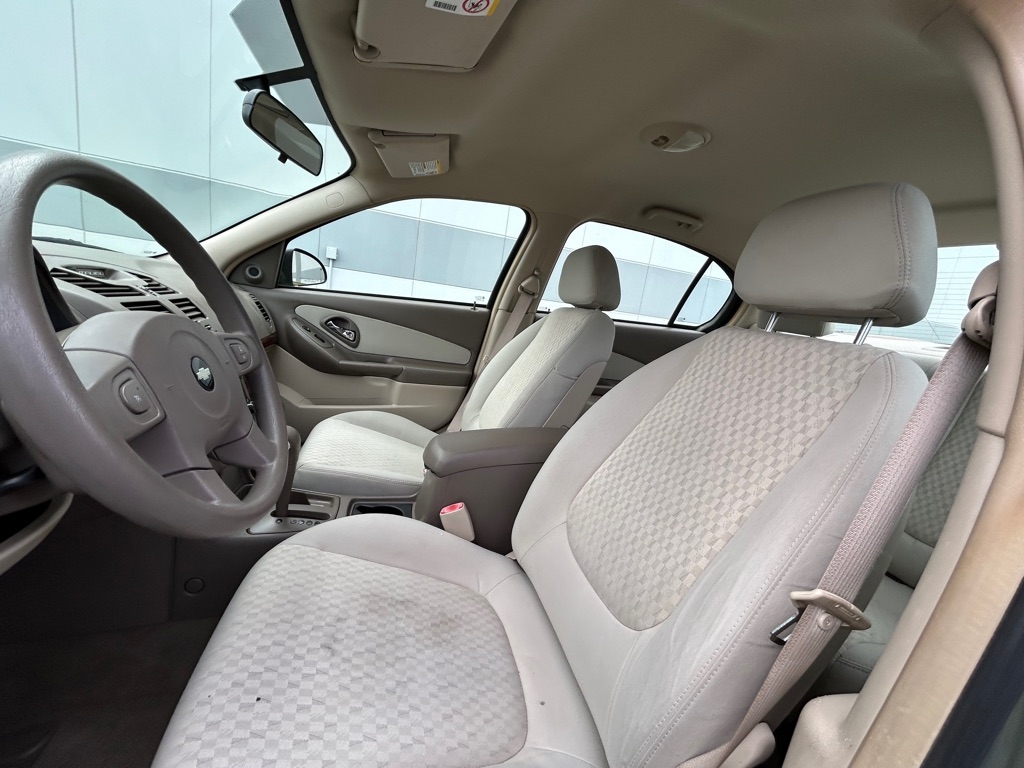 Chevrolet Malibu  2005