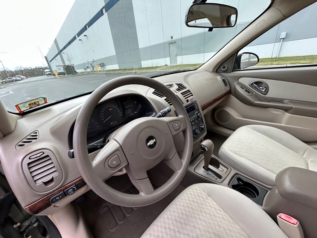 Chevrolet Malibu  2005