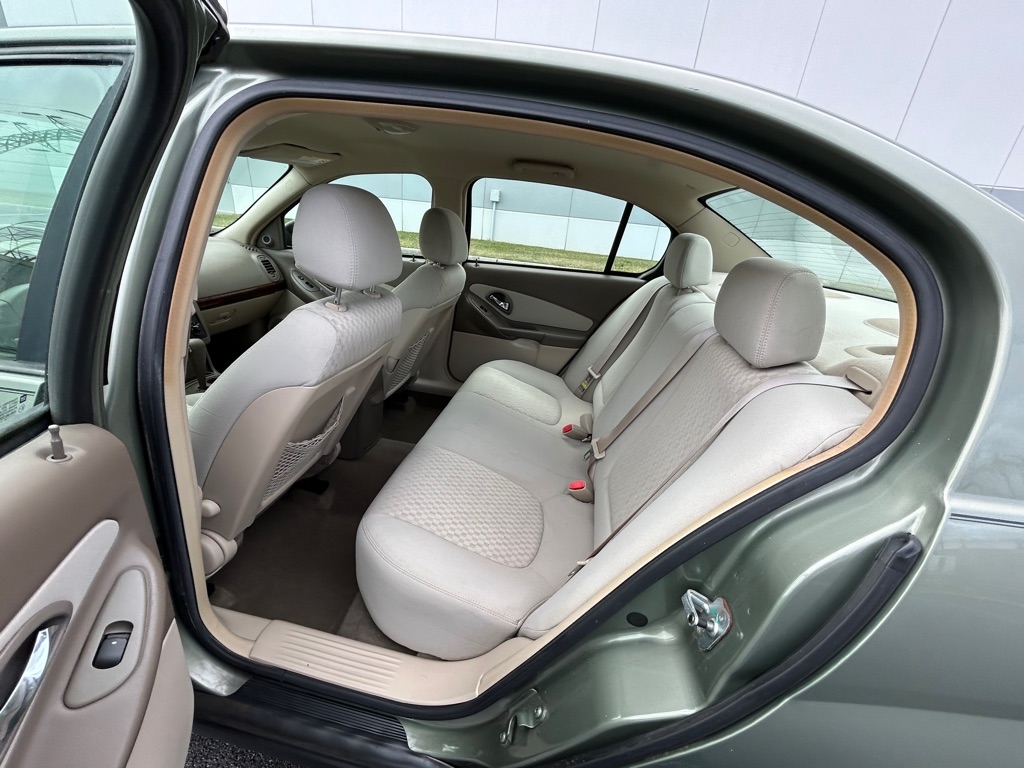 Chevrolet Malibu  2005