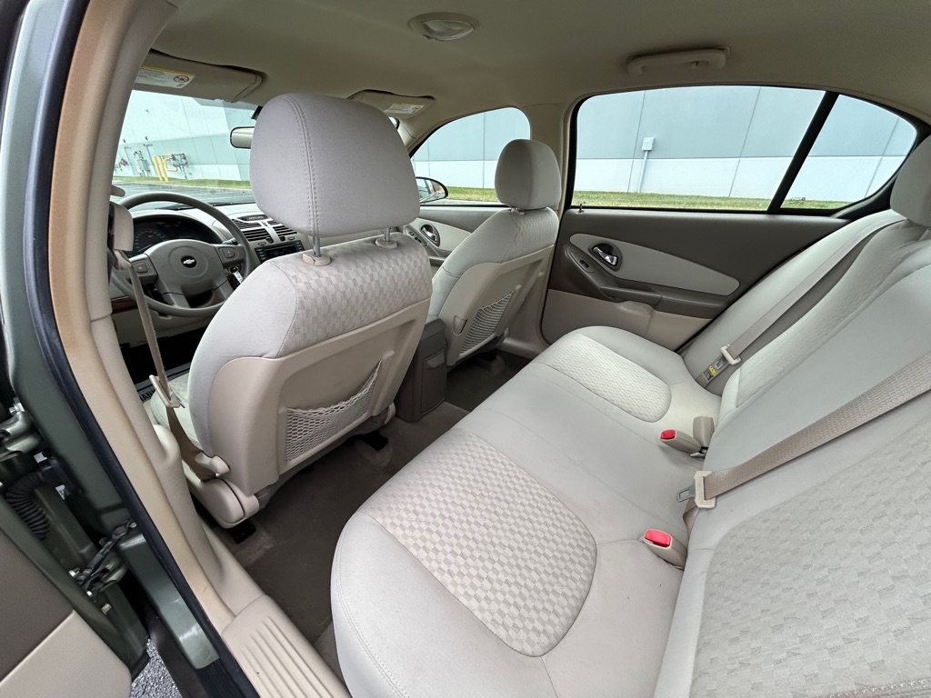 Chevrolet Malibu  2005