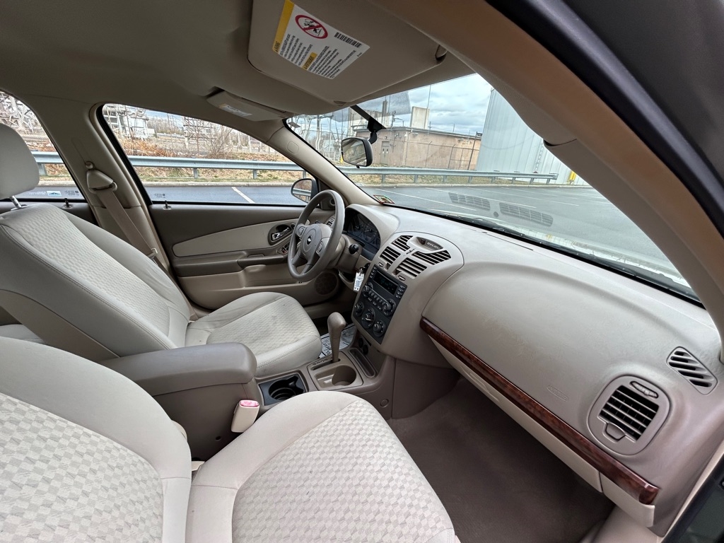 Chevrolet Malibu  2005