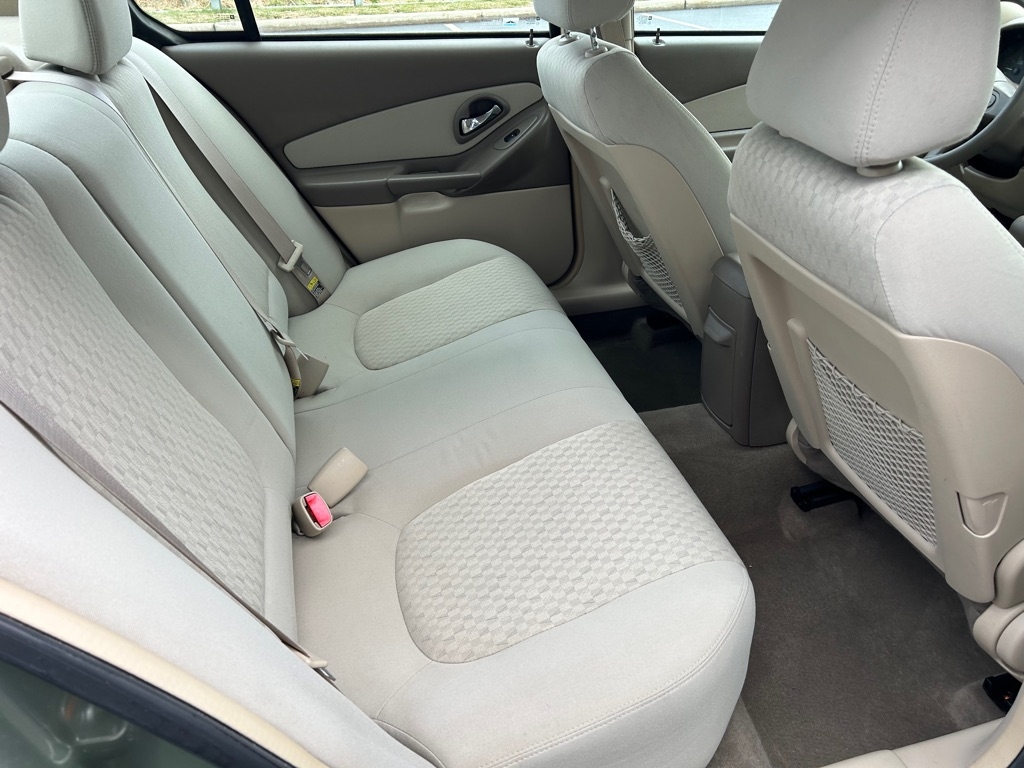 Chevrolet Malibu  2005