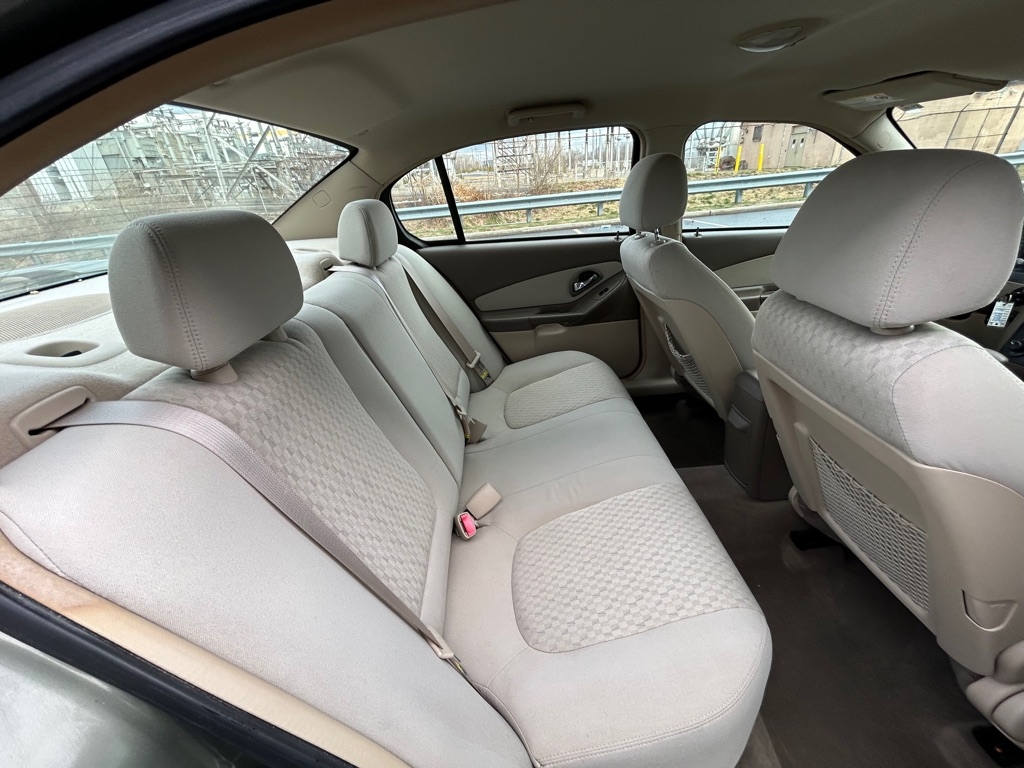 Chevrolet Malibu  2005