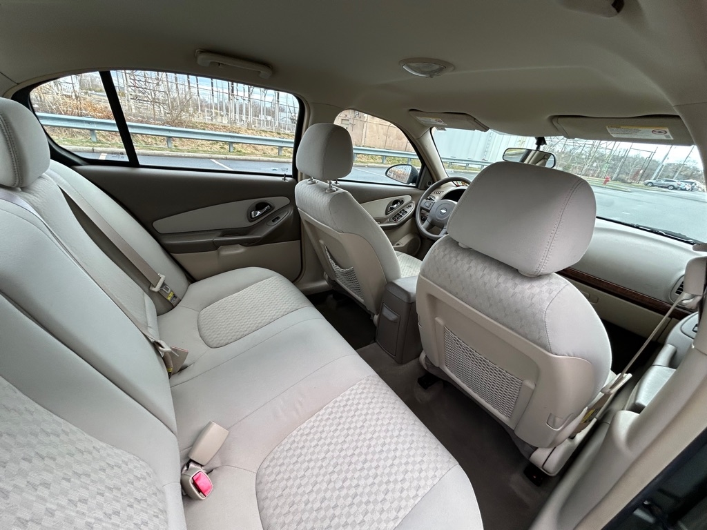 Chevrolet Malibu  2005